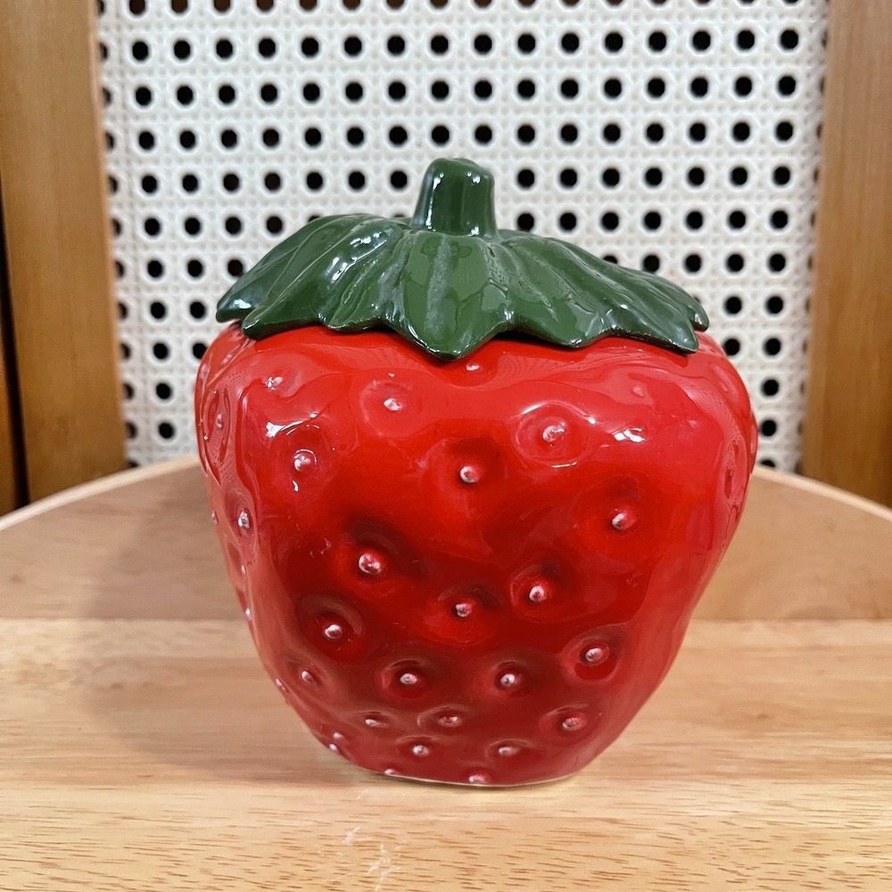 Vtg Ceramic Strawberry Jar With Lid Japan Cottagecore Trinket Jar Farm Granny